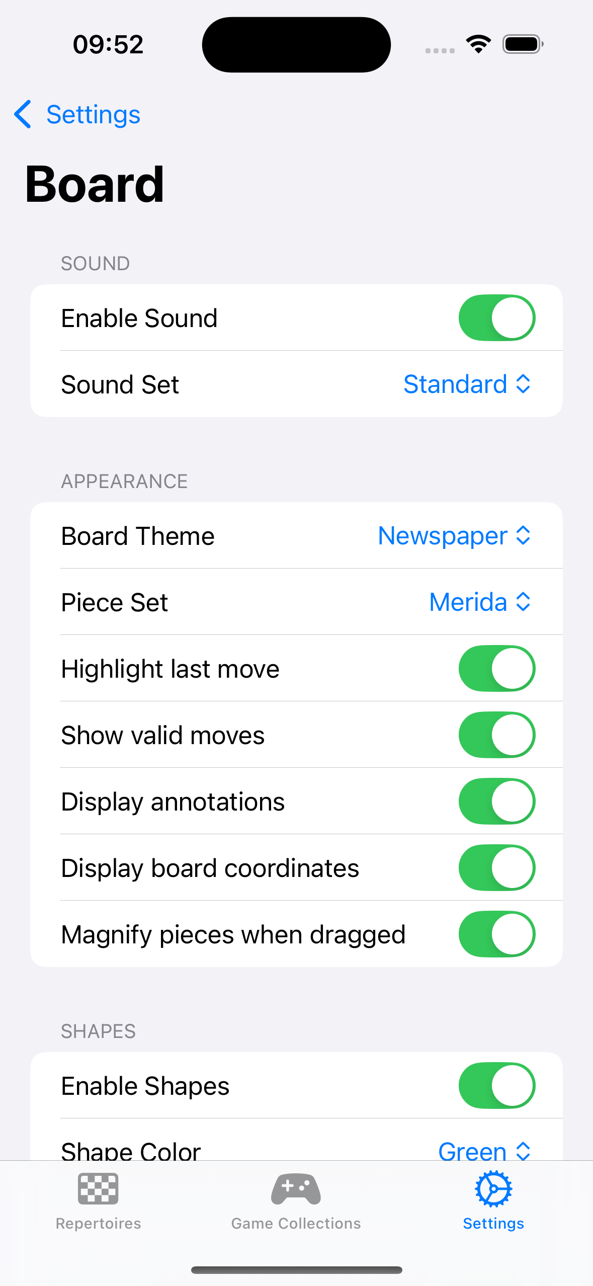 An image showing a settings screen in an iOS application to style a chess board.